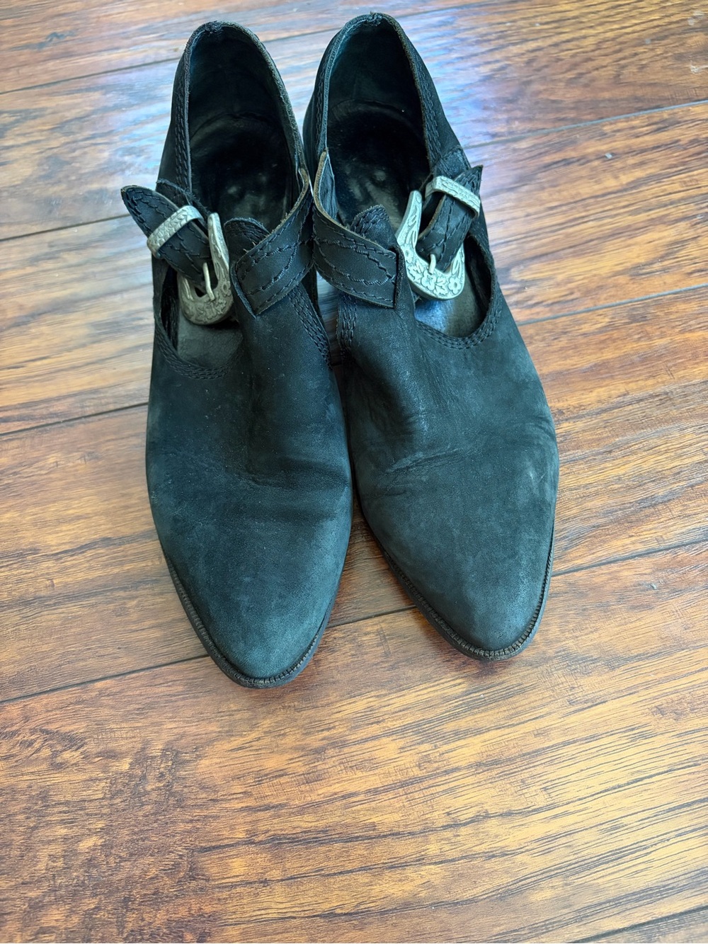Free people Black Suede Pointed Toe Ankle Shoes with Buckle